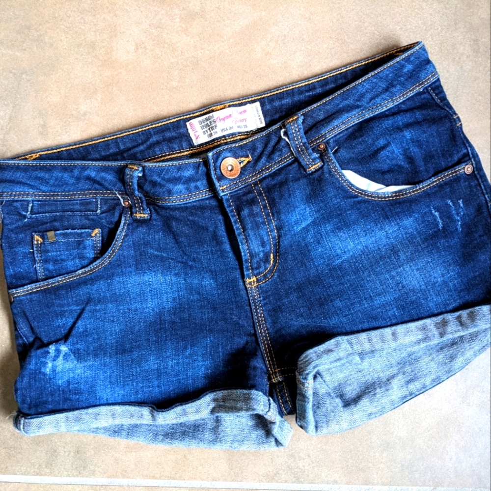 Original Denim Factory cuffed denim shorts size 4